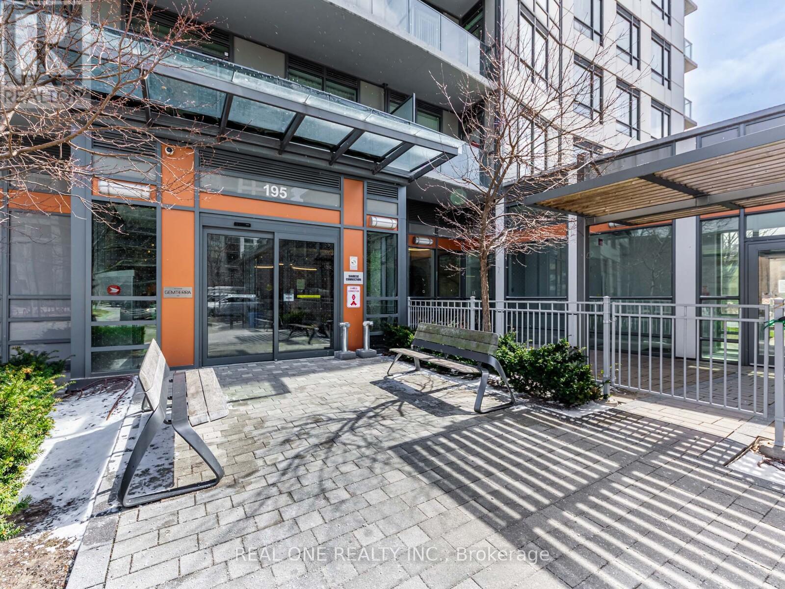 2206 - 195 Bonis Avenue, Toronto, Ontario  M1T 3W6 - Photo 2 - E13082894