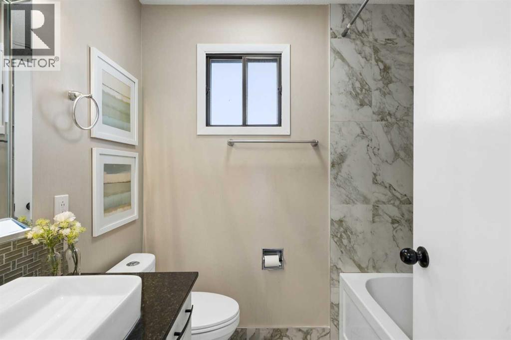 220 Macewan Glen Place NW, Calgary, Alberta  T3K 2C8 - Photo 29 - A2299432