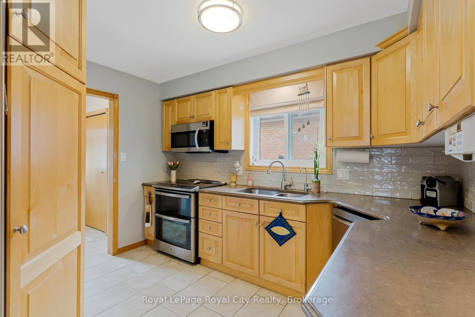 169 Johanna Drive, Cambridge, Ontario  N1S 4C4 - Photo 18 - X13082772