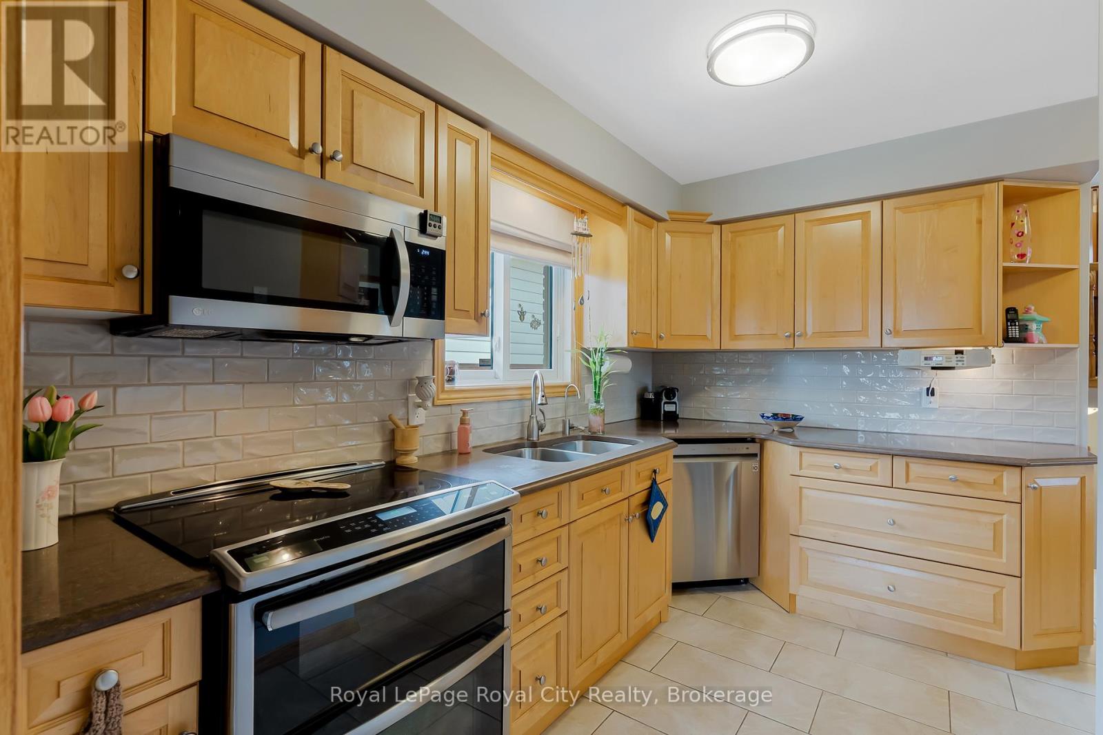 169 Johanna Drive, Cambridge, Ontario  N1S 4C4 - Photo 19 - X13082772