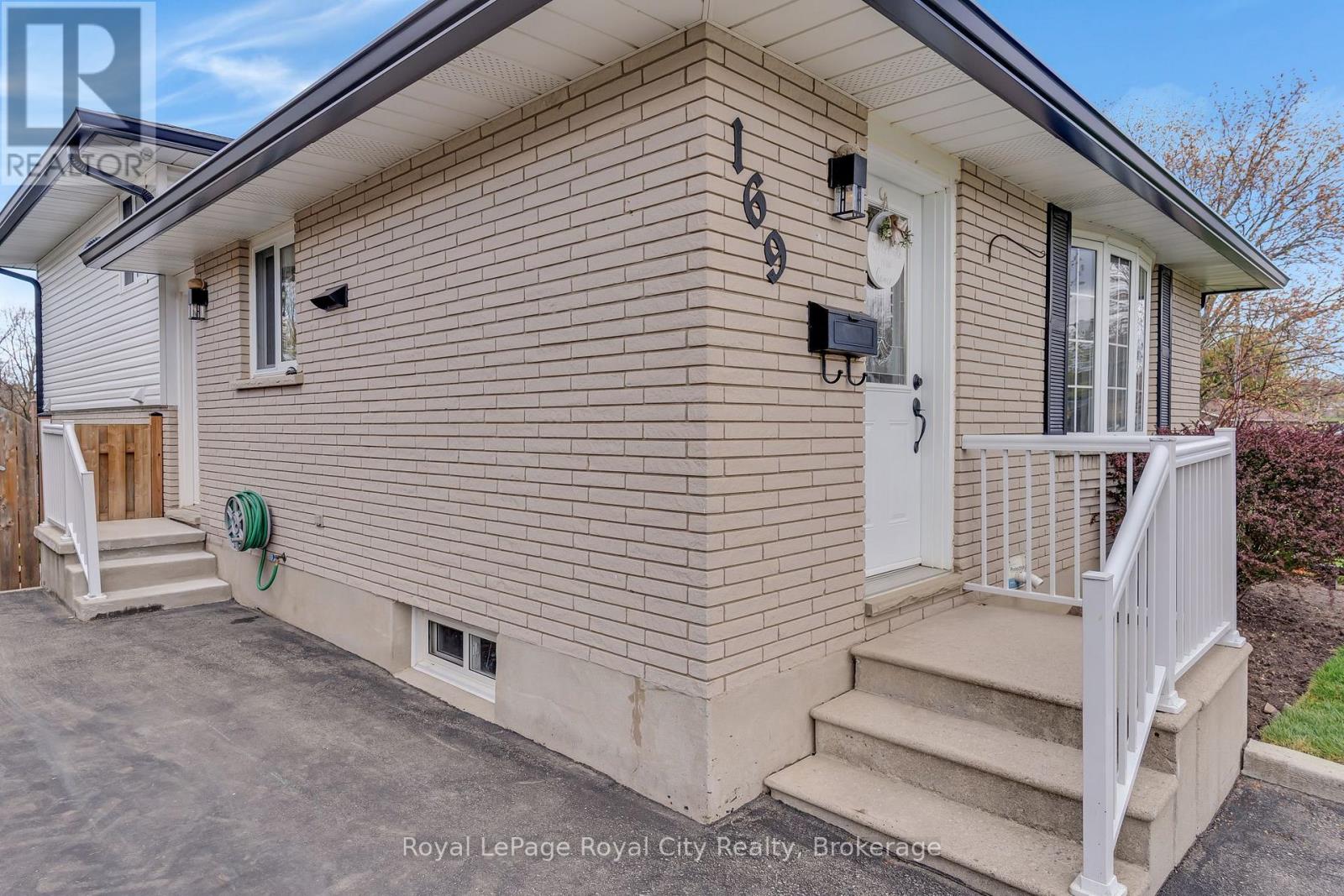 169 Johanna Drive, Cambridge, Ontario  N1S 4C4 - Photo 4 - X13082772