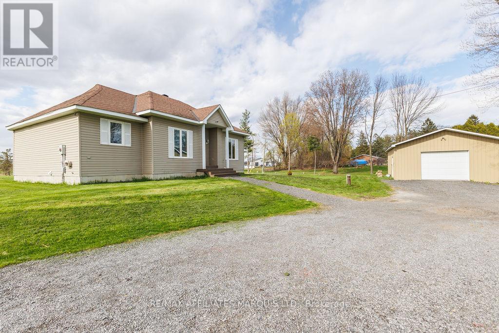 19249 County Road 2 Road, South Glengarry, Ontario  K0C 2E0 - Photo 2 - X12693788