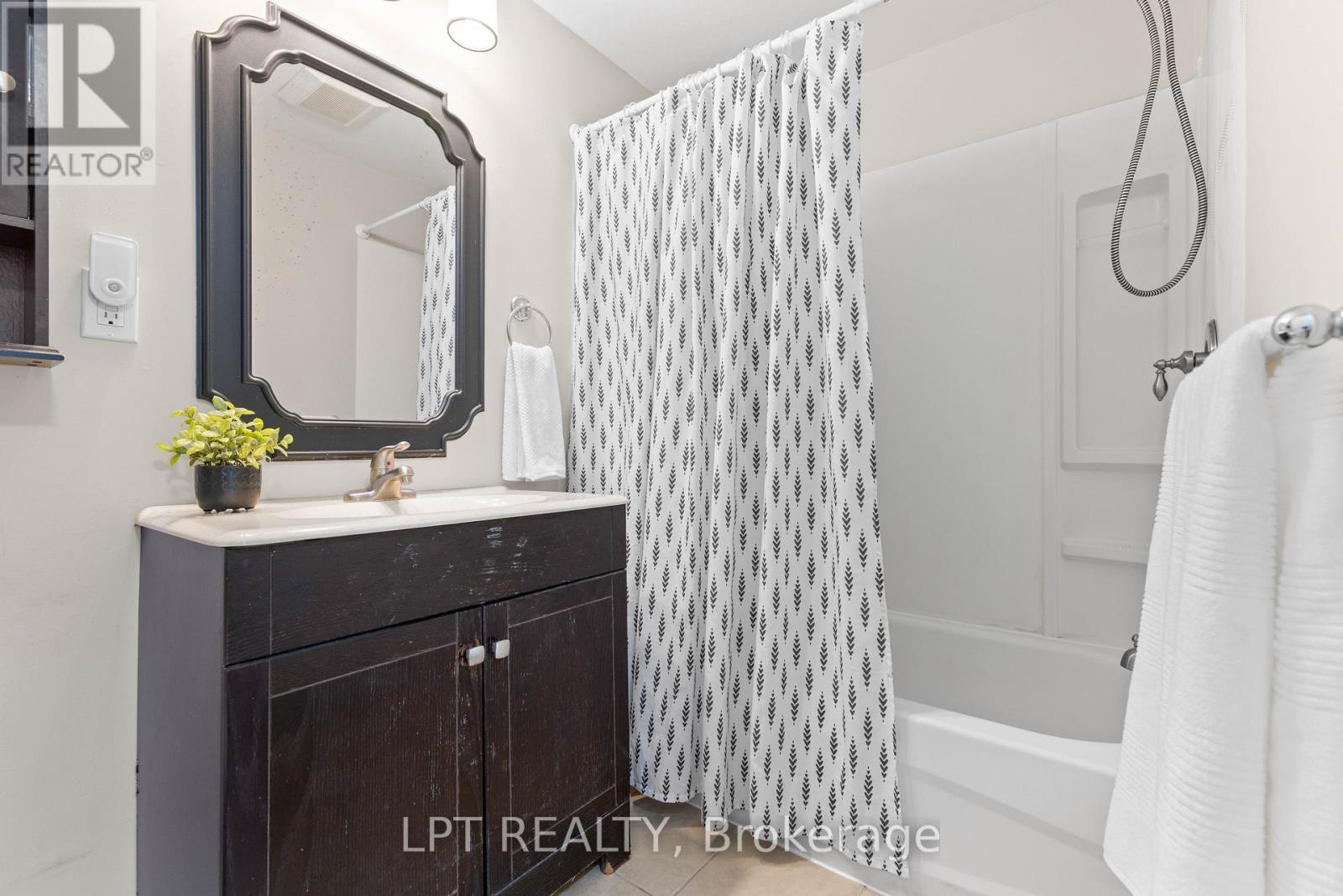 145 Silas Boulevard, Georgina (Keswick North), Ontario  L4P 2K2 - Photo 24 - N13082740