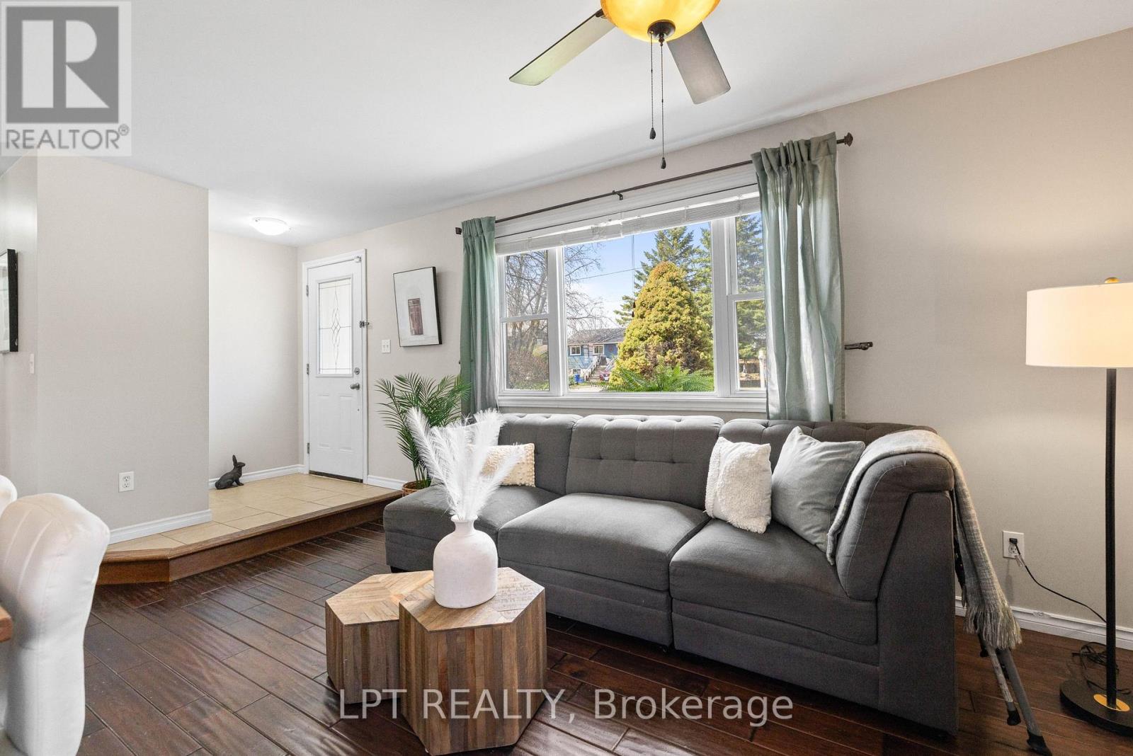 145 Silas Boulevard, Georgina (Keswick North), Ontario  L4P 2K2 - Photo 9 - N13082740