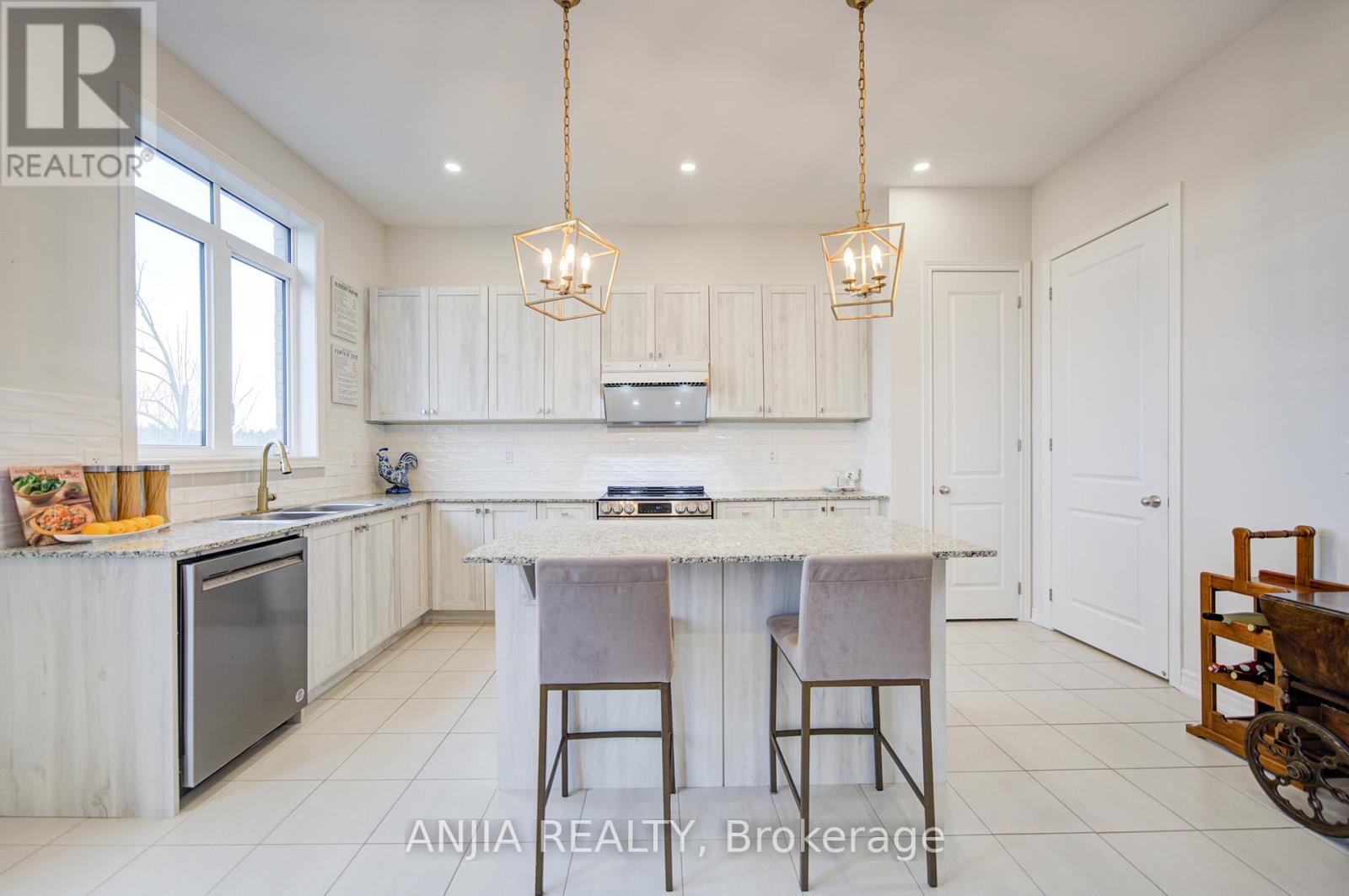 50 Conductor Avenue, Whitchurch-Stouffville (Stouffville), Ontario  L4A 4X5 - Photo 18 - N13082884