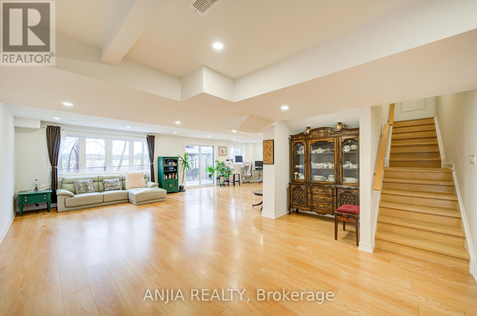 50 Conductor Avenue, Whitchurch-Stouffville (Stouffville), Ontario  L4A 4X5 - Photo 41 - N13082884