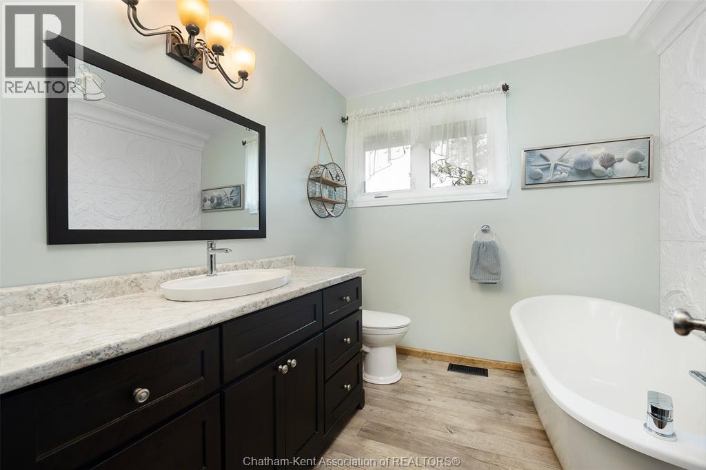 7527 Talbot Trail, Blenheim, Ontario  N0P 1A0 - Photo 20 - 26010009