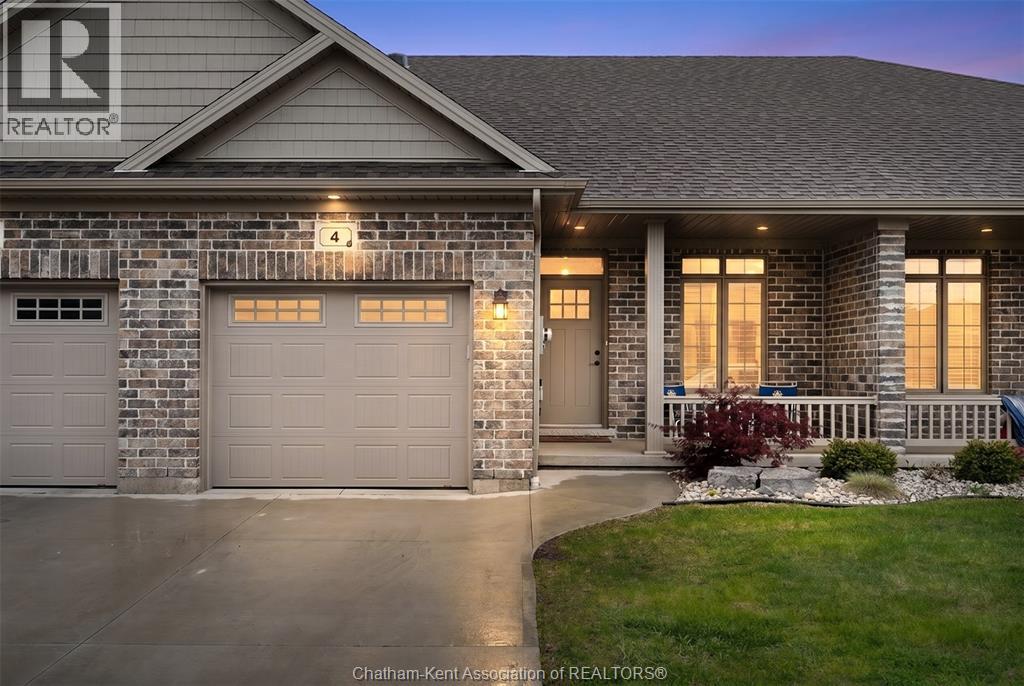 4 Jonathan Street, Chatham, Ontario  N7M 6M1 - Photo 1 - 26009878