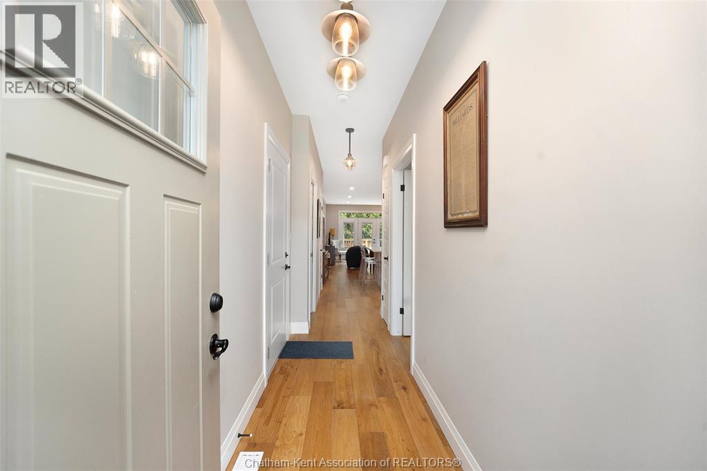 4 Jonathan Street, Chatham, Ontario  N7M 6M1 - Photo 5 - 26009878