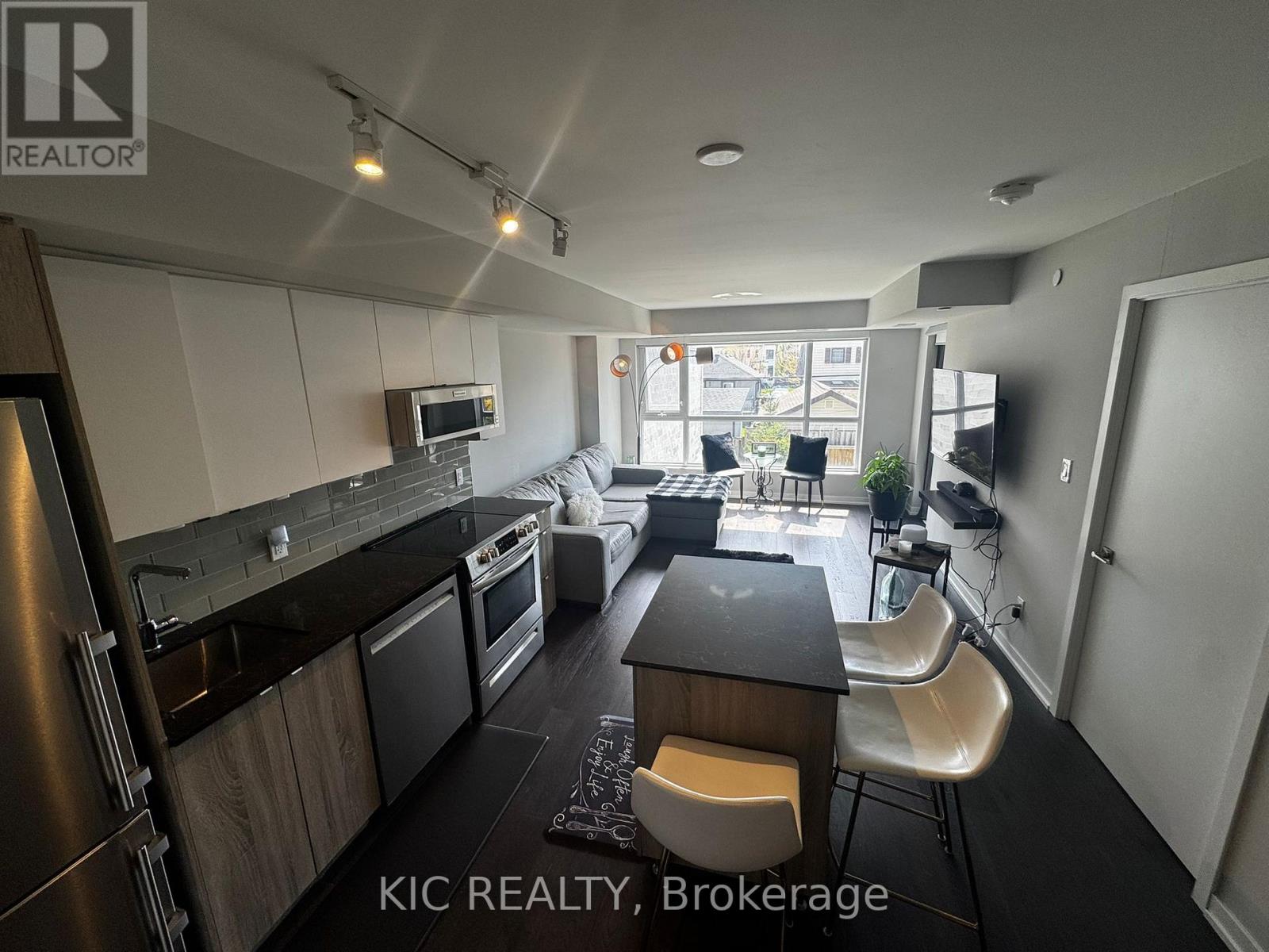 221 - 1401 O'connor Drive, Toronto, Ontario  M4B 2V5 - Photo 15 - E13081900