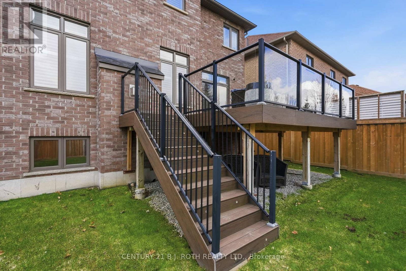 30 Capps Drive, Barrie, Ontario  L4N 6M8 - Photo 5 - S13082898
