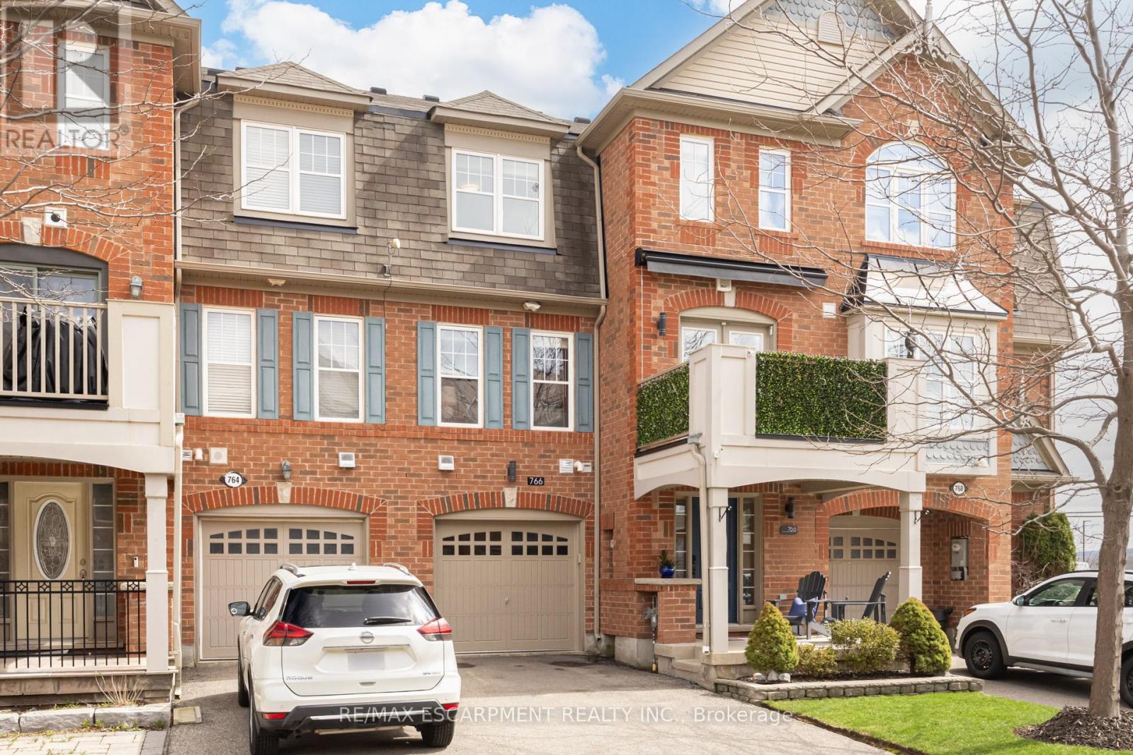 766 Challinor Terrace, Milton, Ontario  L9T 7V5 - Photo 3 - W13033658