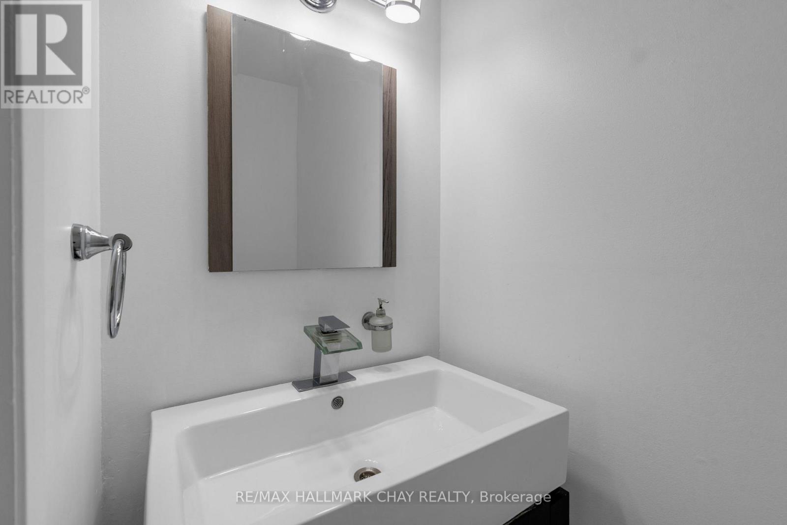 24 Flamingo Crescent, Brampton, Ontario  L6T 2G5 - Photo 15 - W13082814