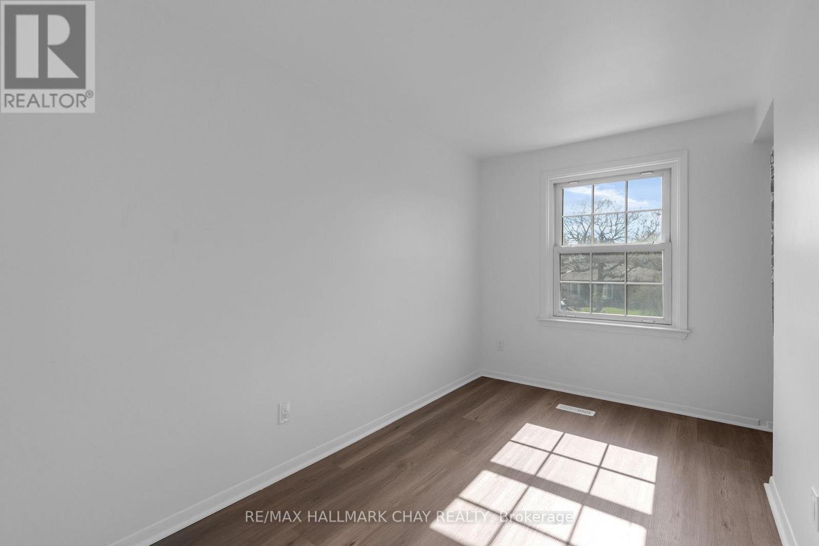 24 Flamingo Crescent, Brampton, Ontario  L6T 2G5 - Photo 17 - W13082814