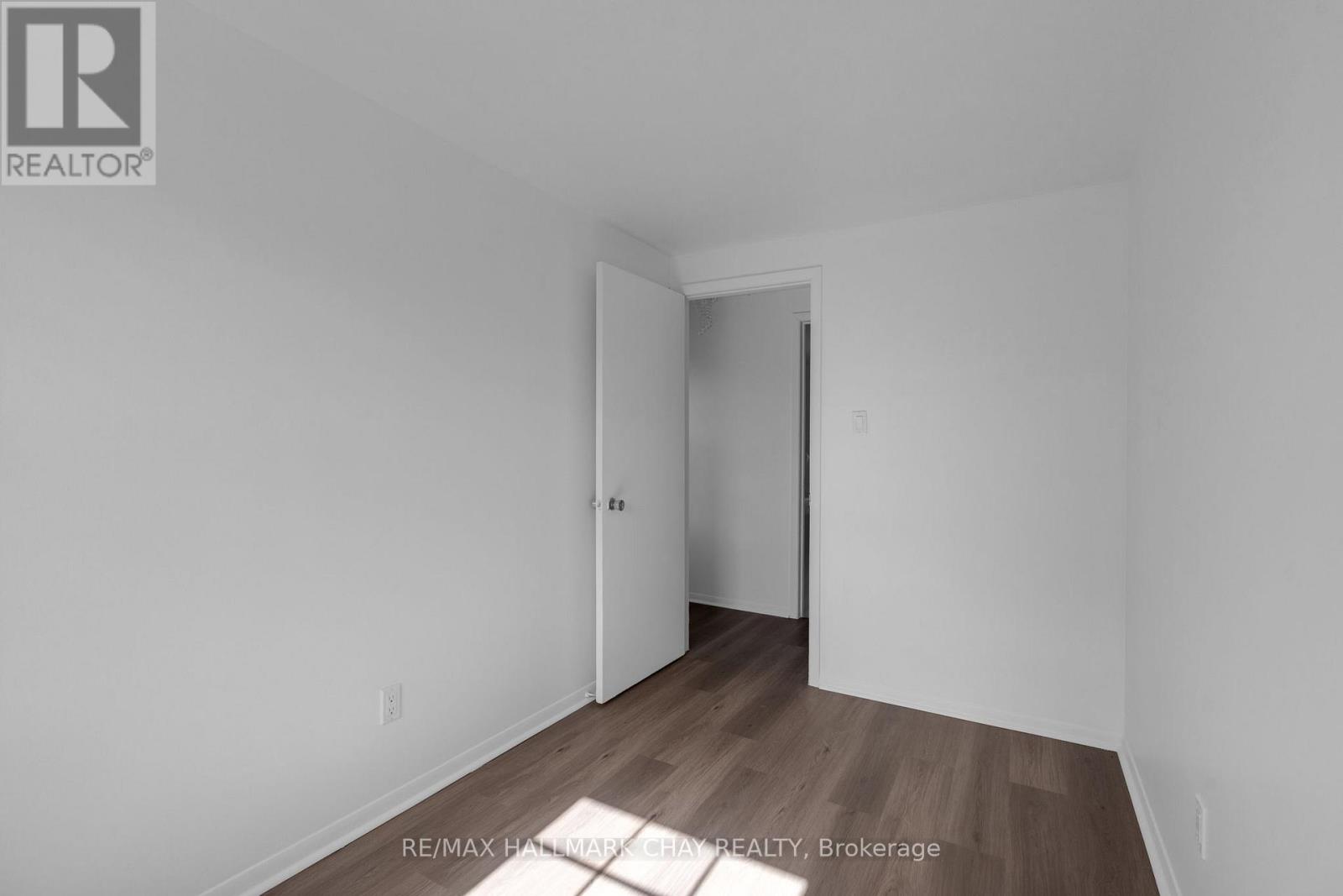 24 Flamingo Crescent, Brampton, Ontario  L6T 2G5 - Photo 18 - W13082814