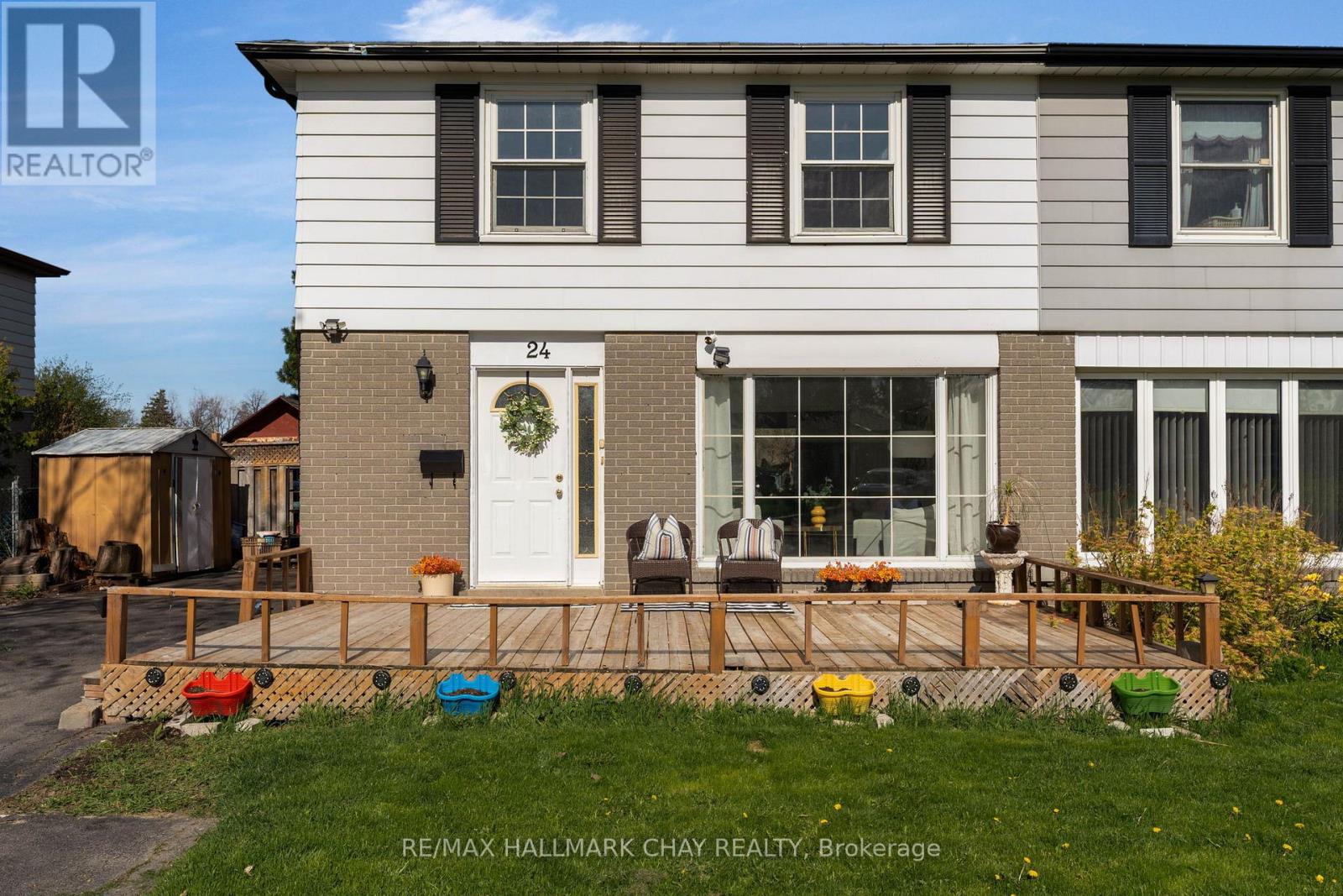24 Flamingo Crescent, Brampton, Ontario  L6T 2G5 - Photo 4 - W13082814