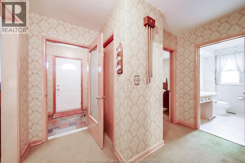 262 Henkel Place, Windsor, Ontario  N8Y 2E7 - Photo 6 - 26009722