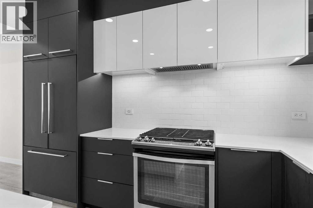 4060 Kovitz Lane NW, Calgary, Alberta  T3B 6H3 - Photo 7 - A2286507