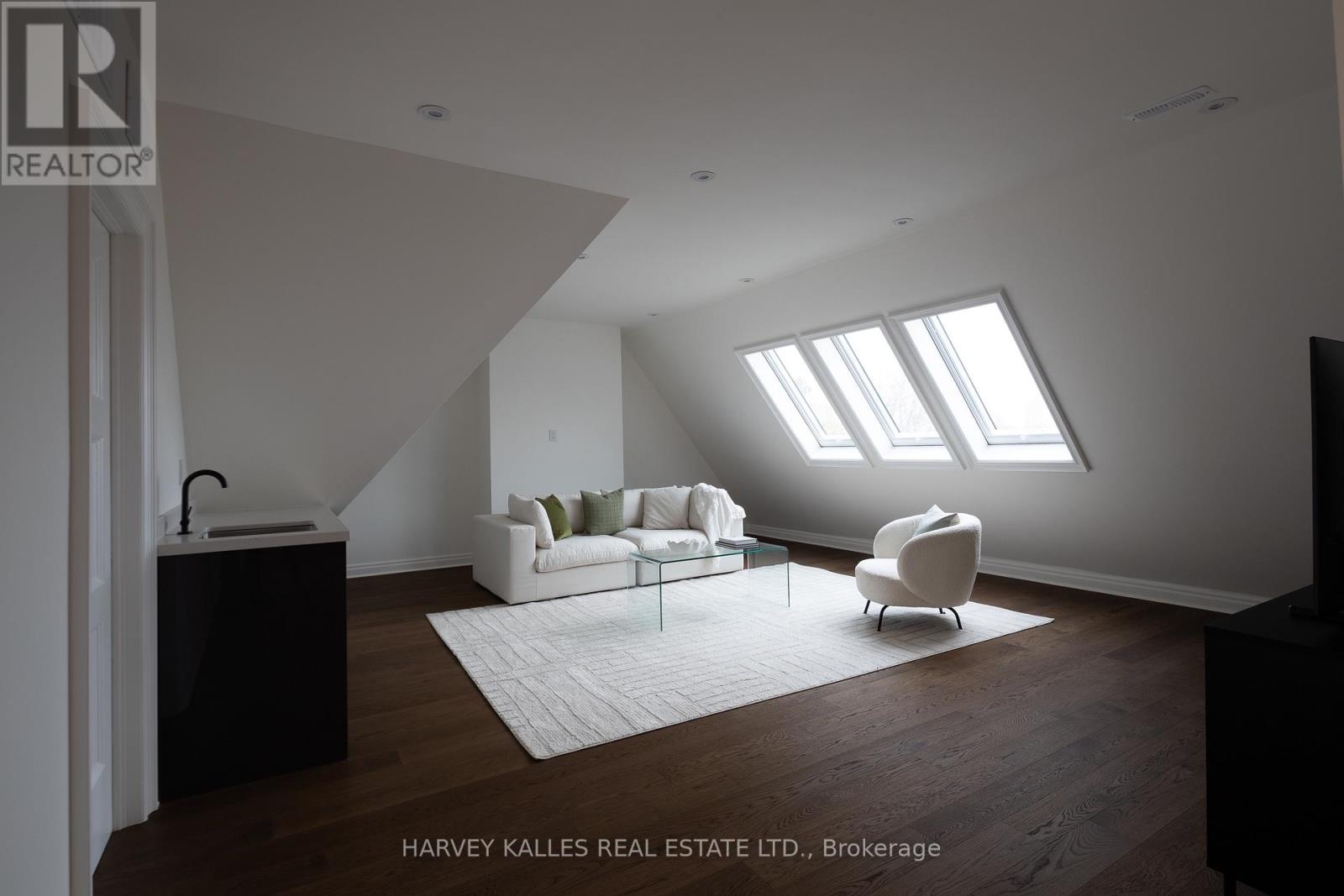 90 Old Forest Hill Road, Toronto, Ontario  M5P 2R5 - Photo 25 - C13047540
