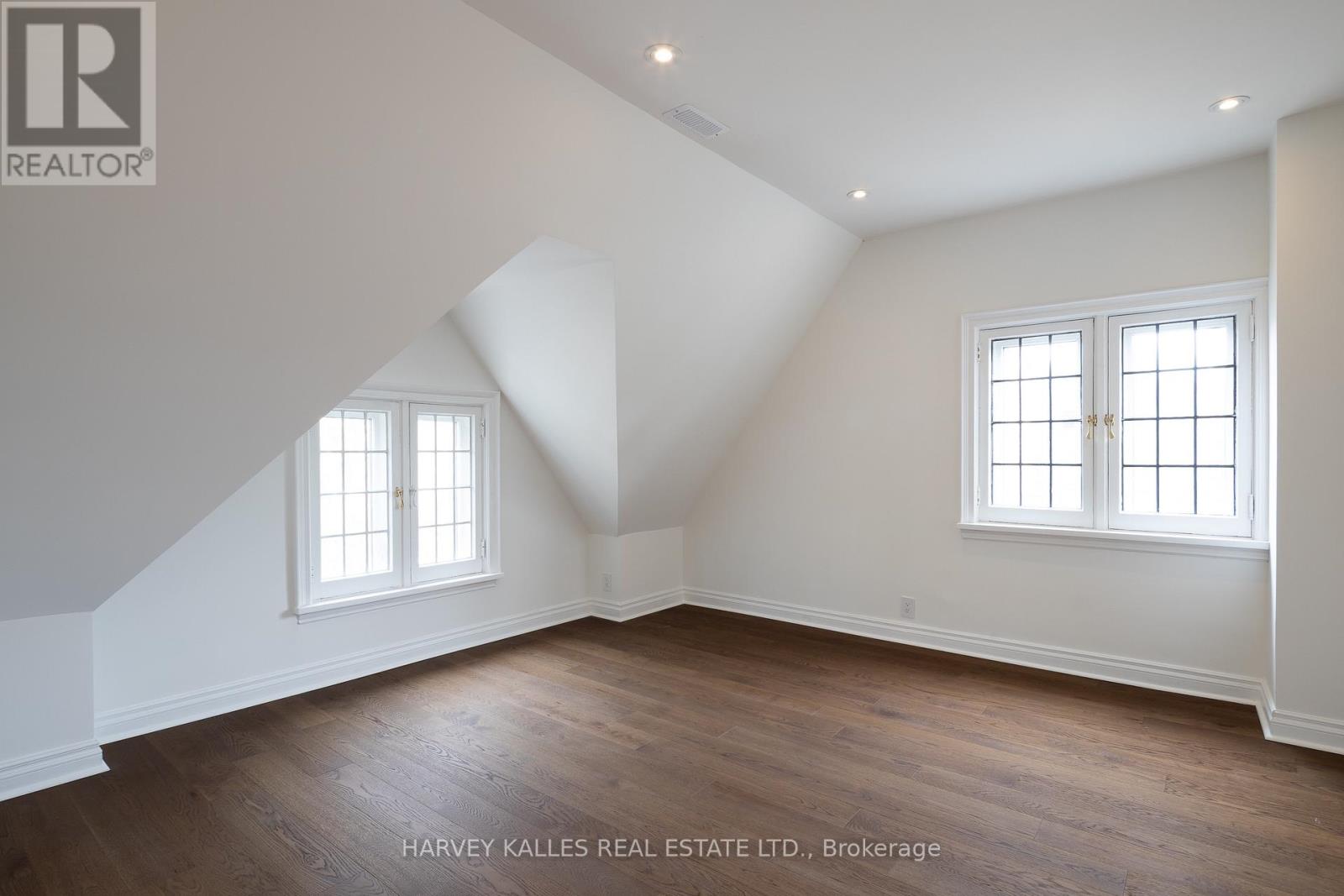 90 Old Forest Hill Road, Toronto, Ontario  M5P 2R5 - Photo 27 - C13047540