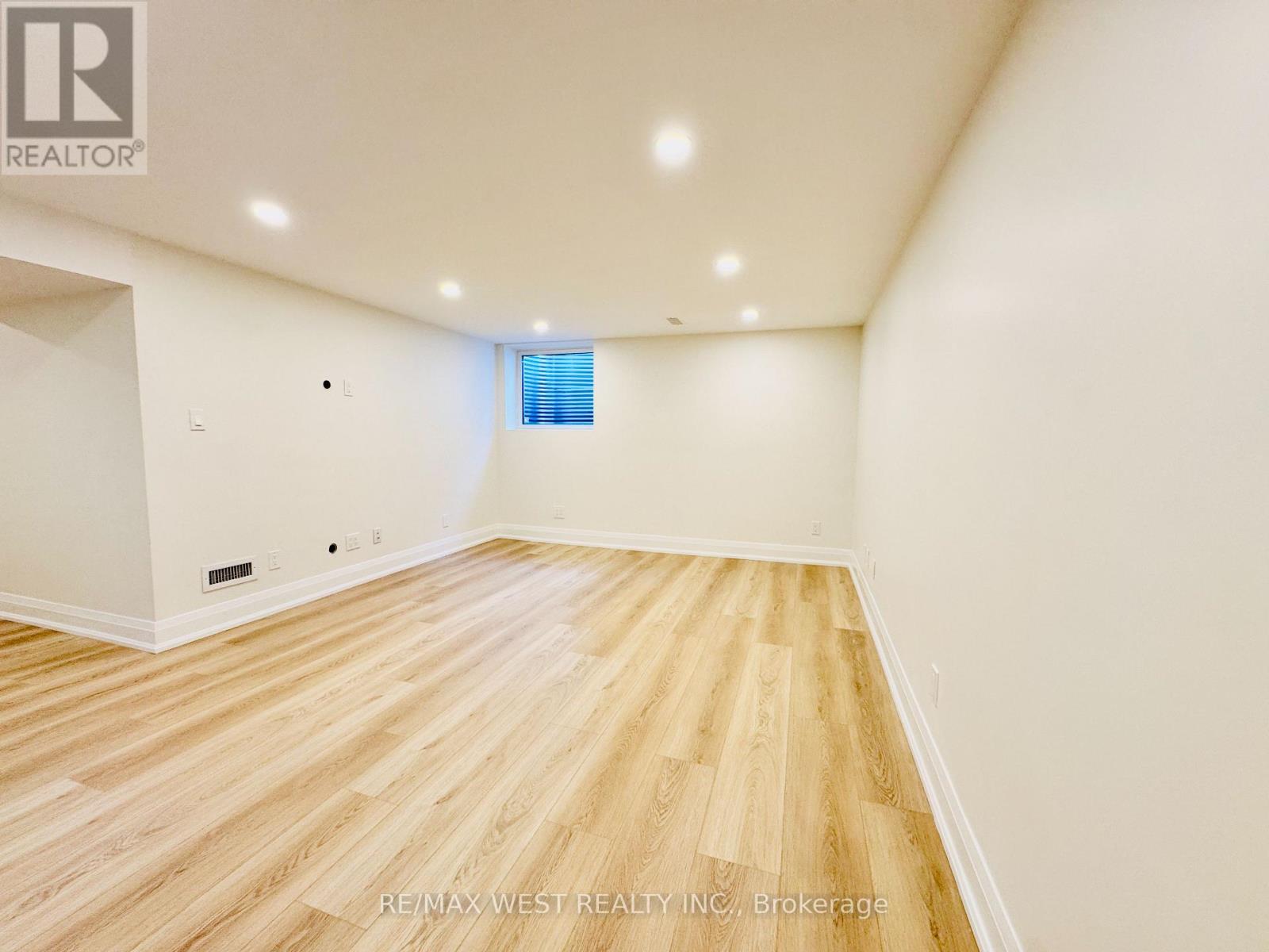 Basement - 2 Wichey Road, Toronto, Ontario  M1C 2H5 - Photo 4 - E12925574