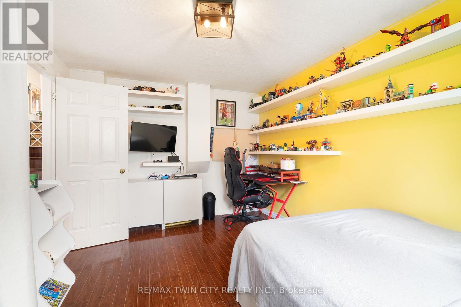 172 General Drive, Kitchener, Ontario  N2K 3S6 - Photo 30 - X13082764