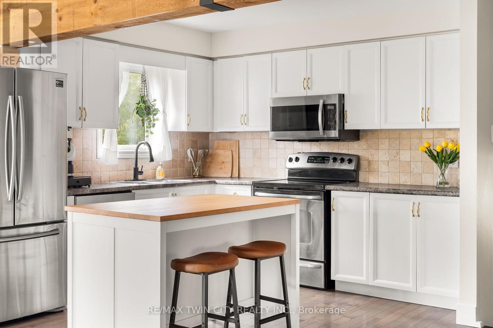 172 General Drive, Kitchener, Ontario  N2K 3S6 - Photo 8 - X13082764