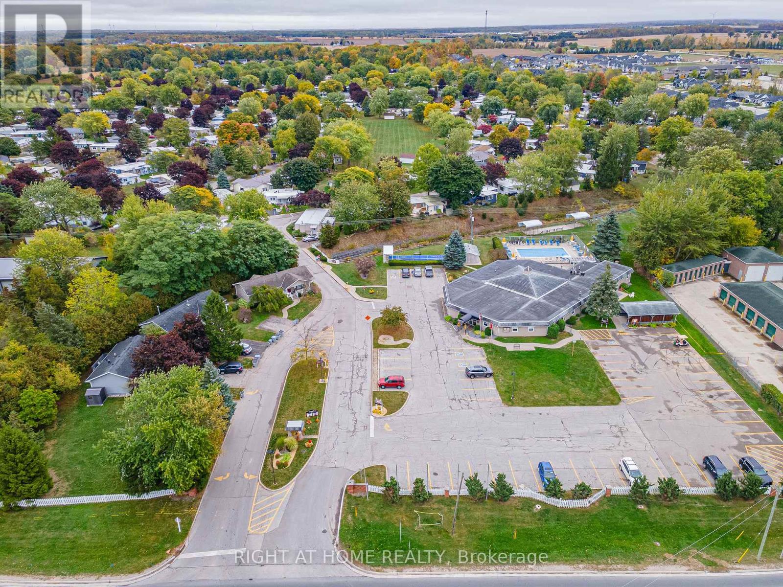 162 Mississauga Place, South Huron, Ontario  N0M 1T0 - Photo 38 - X13082796