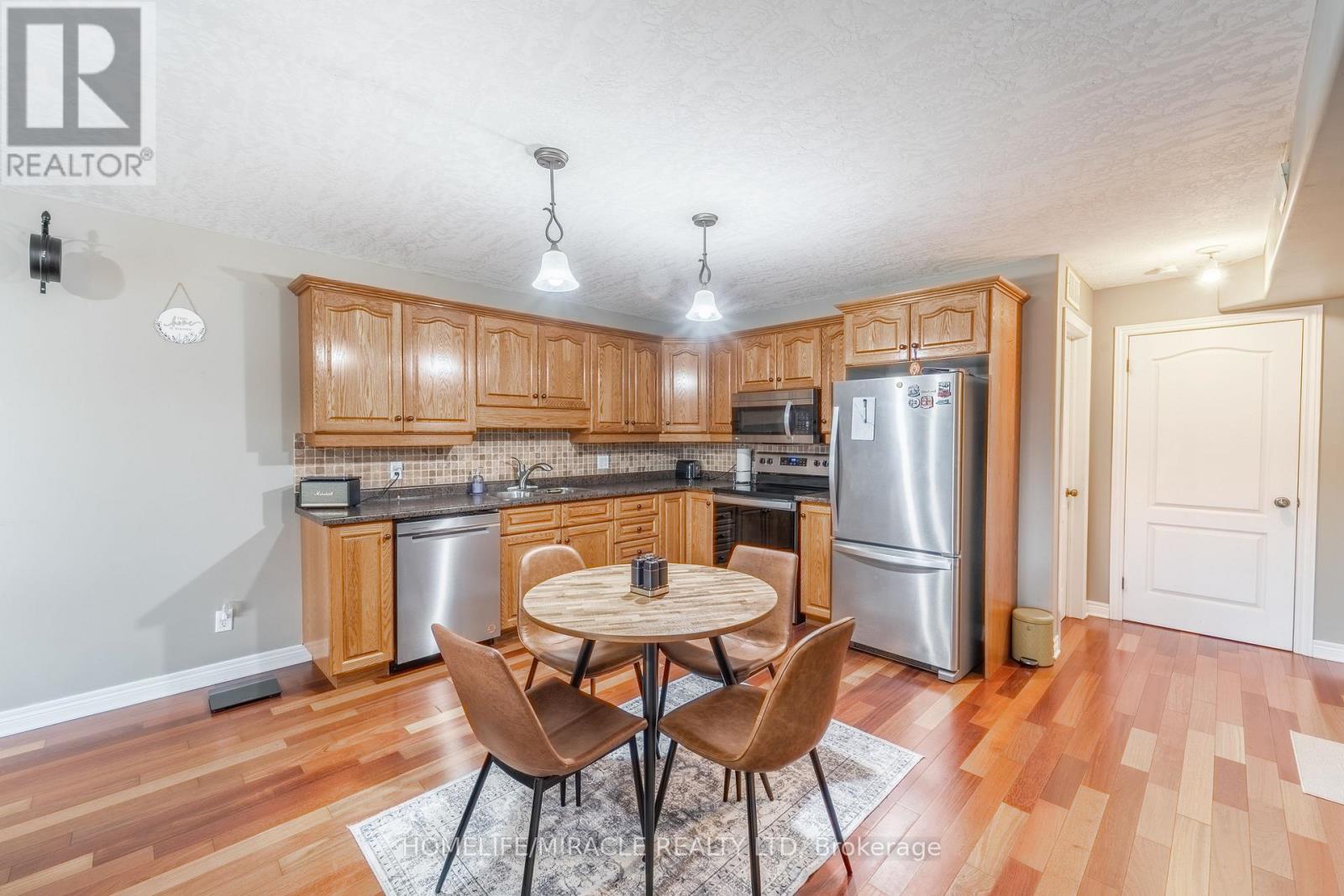 203 - 50 Whitlaw Way, Brant, Ontario  N3L 4C3 - Photo 8 - X13082888