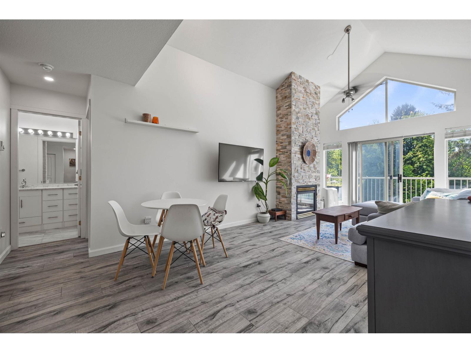 407 33478 Roberts Avenue, Abbotsford, British Columbia  V2S 8E1 - Photo 6 - R3118336