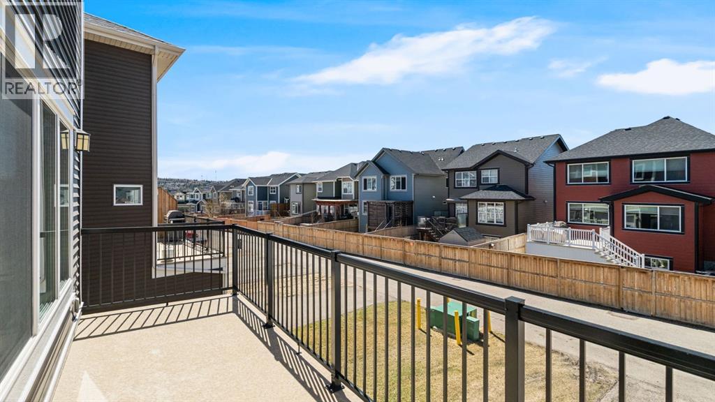 205 Sundown Road, Cochrane, Alberta  T4C 2M6 - Photo 19 - A2305216