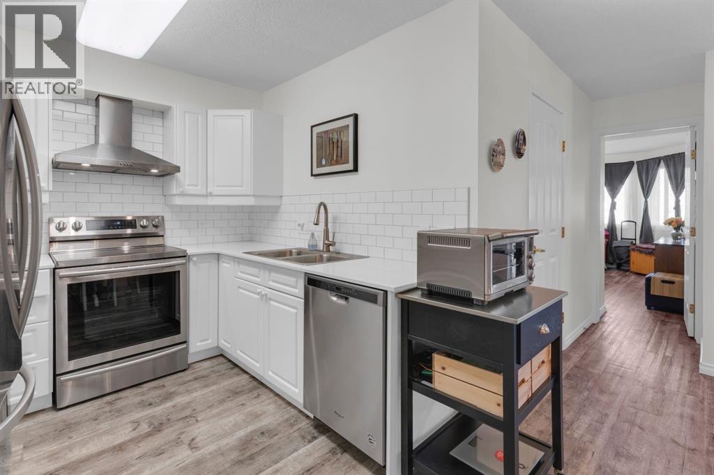 1114, 1818 Simcoe Boulevard SW, Calgary, Alberta  T3H 3L9 - Photo 11 - A2305818