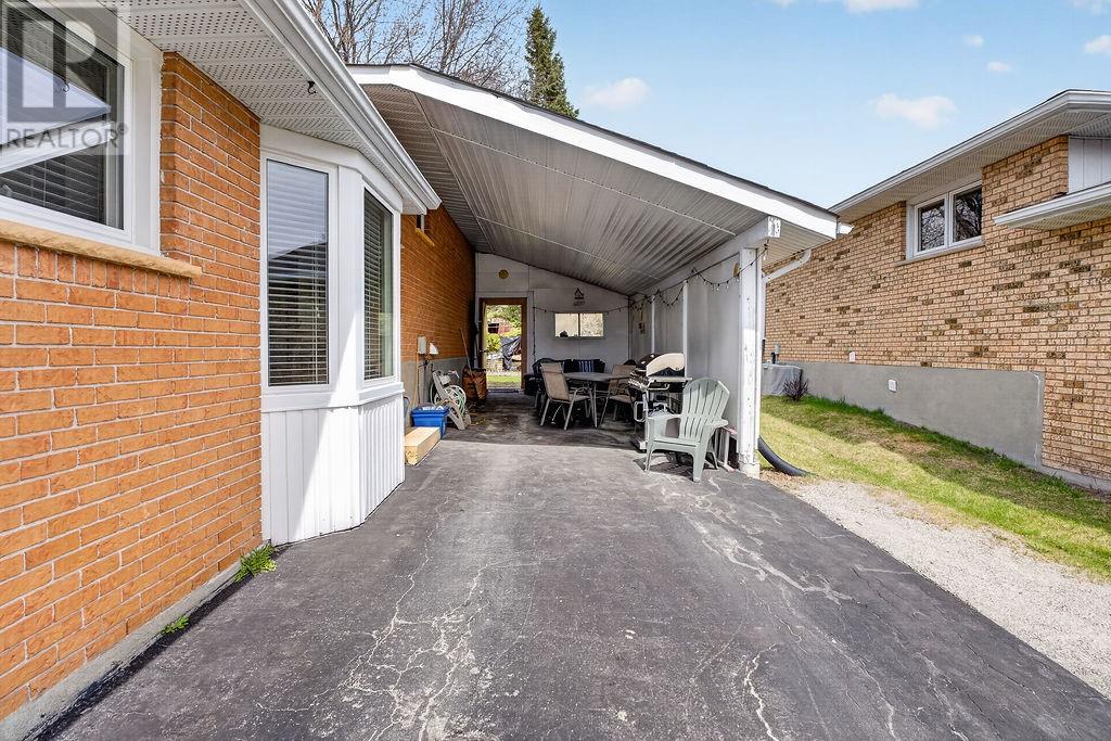 1100 Soloy Drive S, Sudbury, Ontario  P3A 1E6 - Photo 17 - 2127508