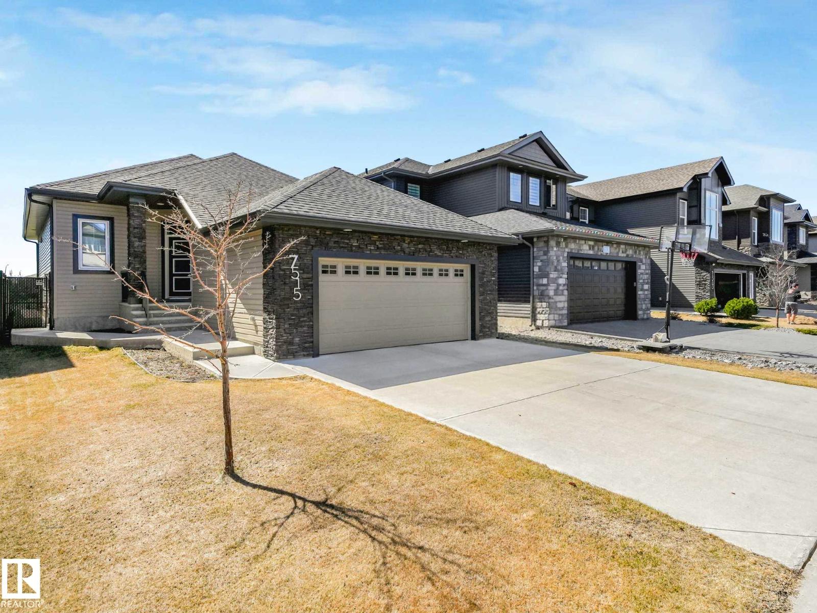 7515 173 AV NW, edmonton, Alberta
