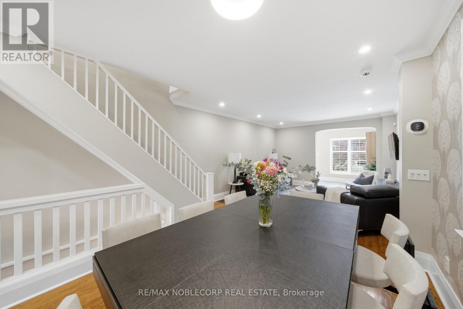 144b Roslin Avenue, Toronto (Lawrence Park North), Ontario  M4N 1Z4 - Photo 9 - C13082820