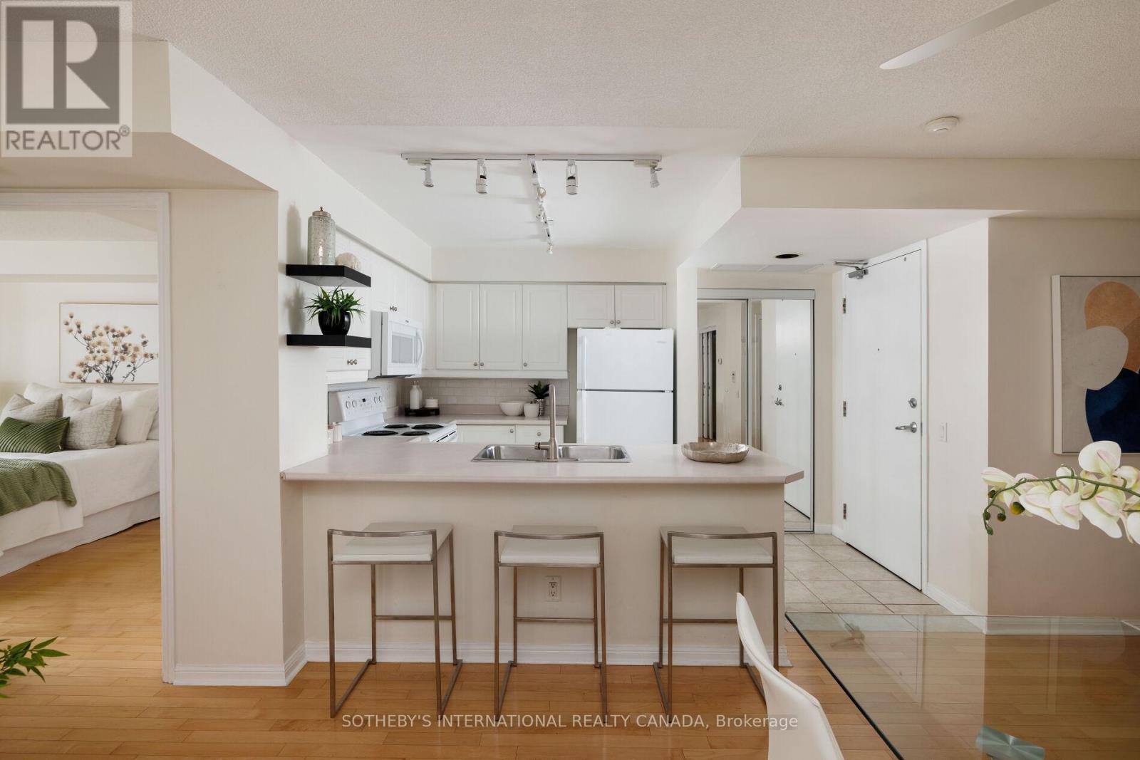 201 - 153 Beecroft Road, Toronto, Ontario  M2N 7C5 - Photo 6 - C13082850