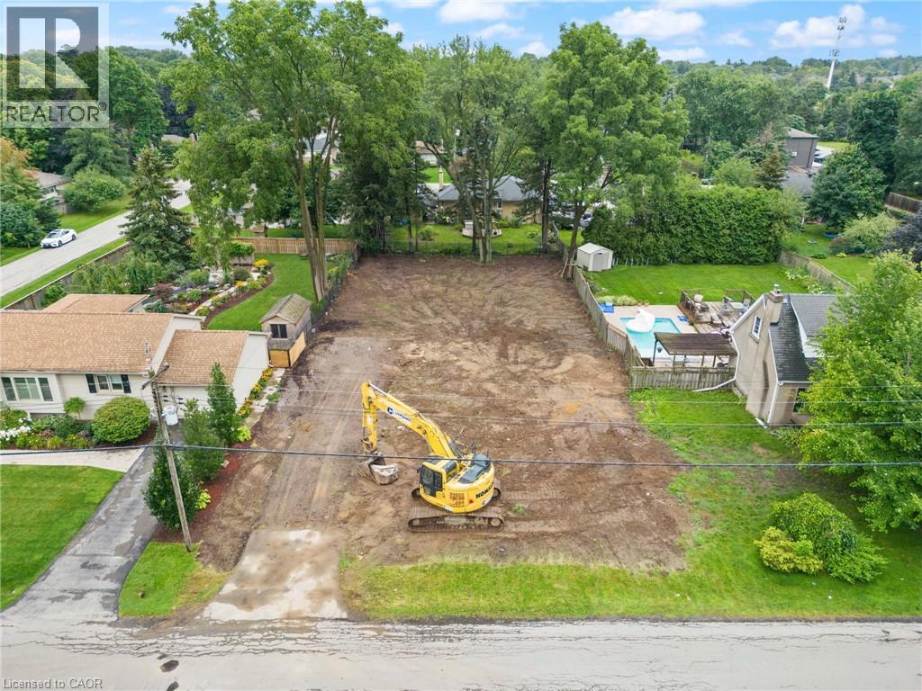 28 CALVIN Street, Ancaster, Ontario