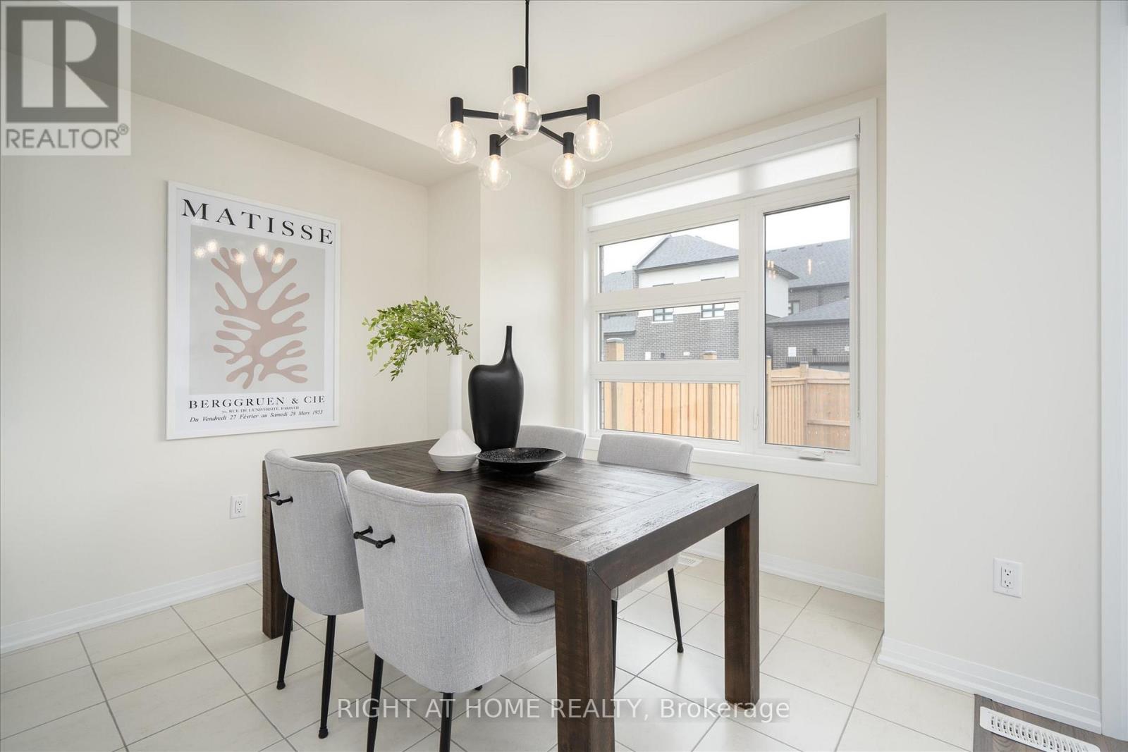 38 Van Wart Street, Whitby, Ontario  L1P 0P8 - Photo 15 - E13083006