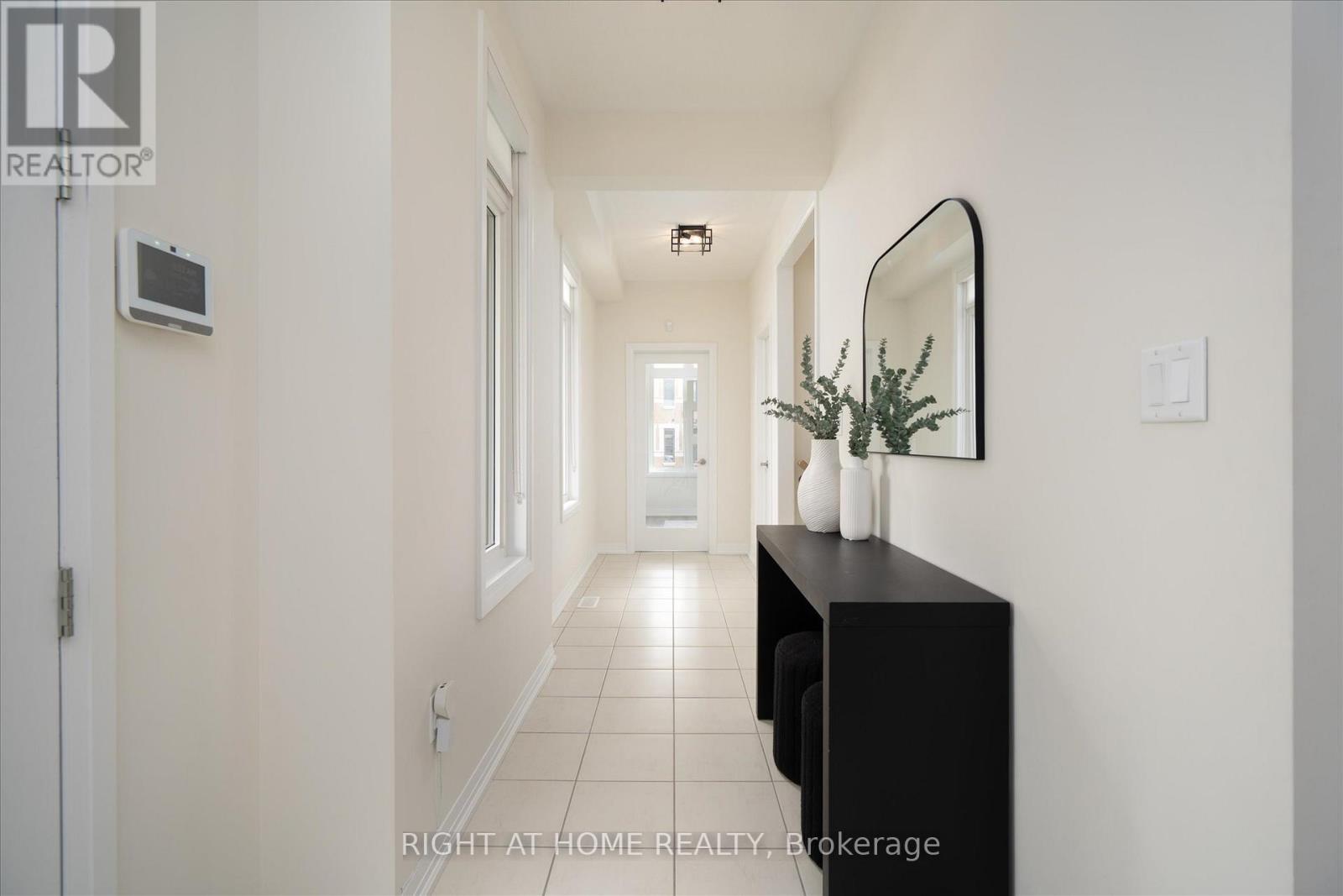 38 Van Wart Street, Whitby, Ontario  L1P 0P8 - Photo 16 - E13083006