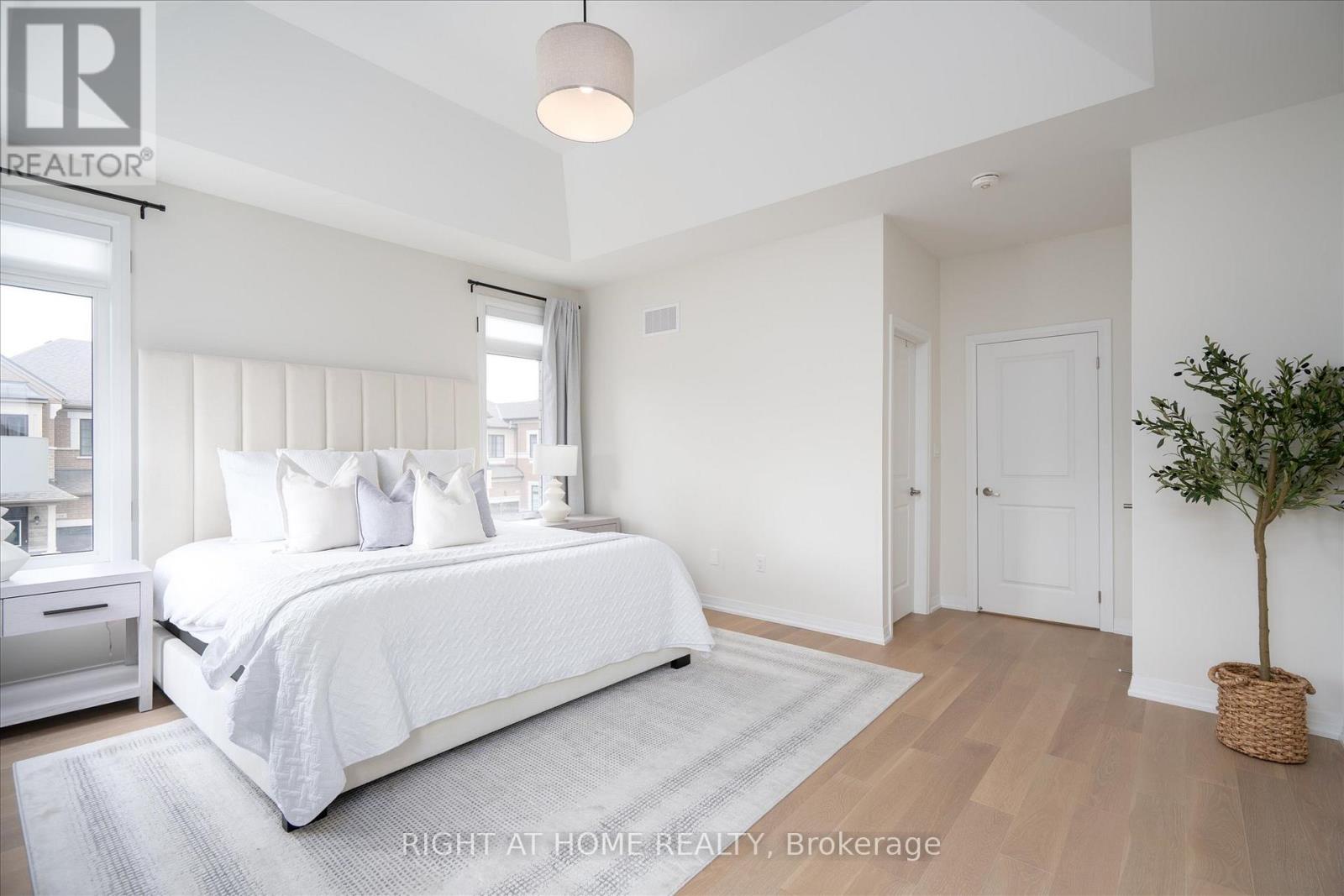 38 Van Wart Street, Whitby, Ontario  L1P 0P8 - Photo 20 - E13083006