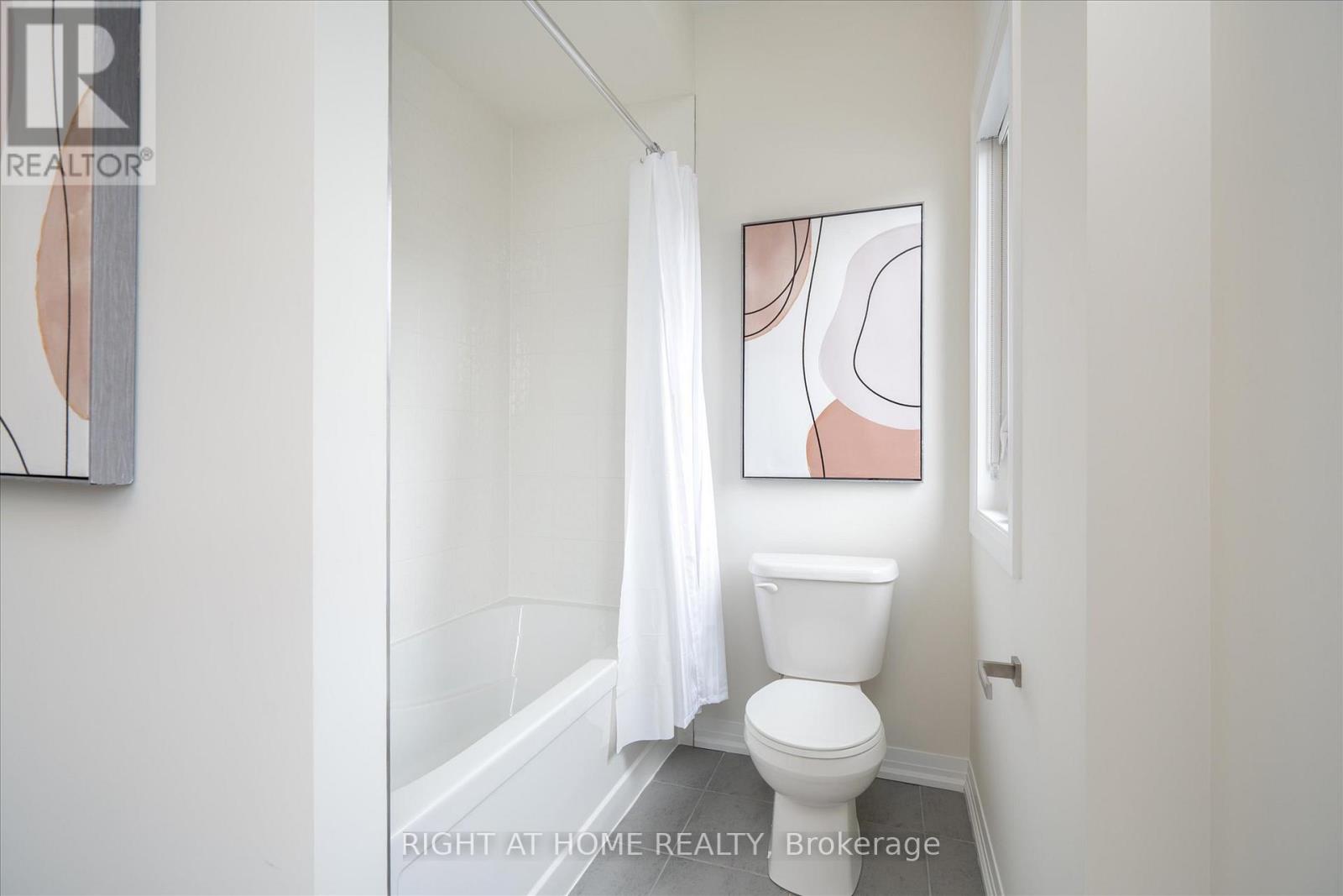 38 Van Wart Street, Whitby, Ontario  L1P 0P8 - Photo 28 - E13083006