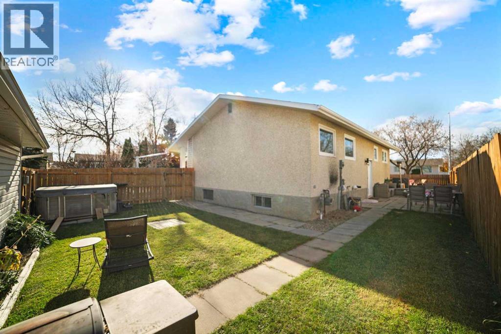 5620 Marler Drive, Camrose, Alberta  T4V 2T7 - Photo 22 - A2273922