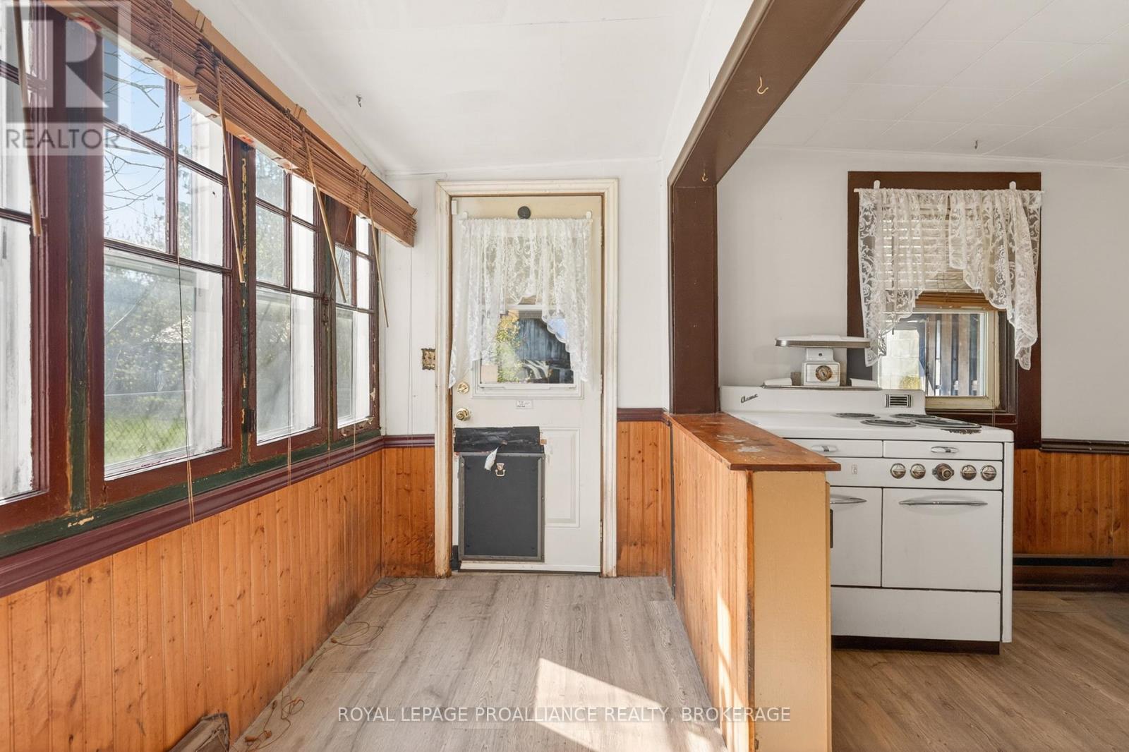 578 Union Street, Kingston (Central City West), Ontario  K7M 2H4 - Photo 17 - X13083388