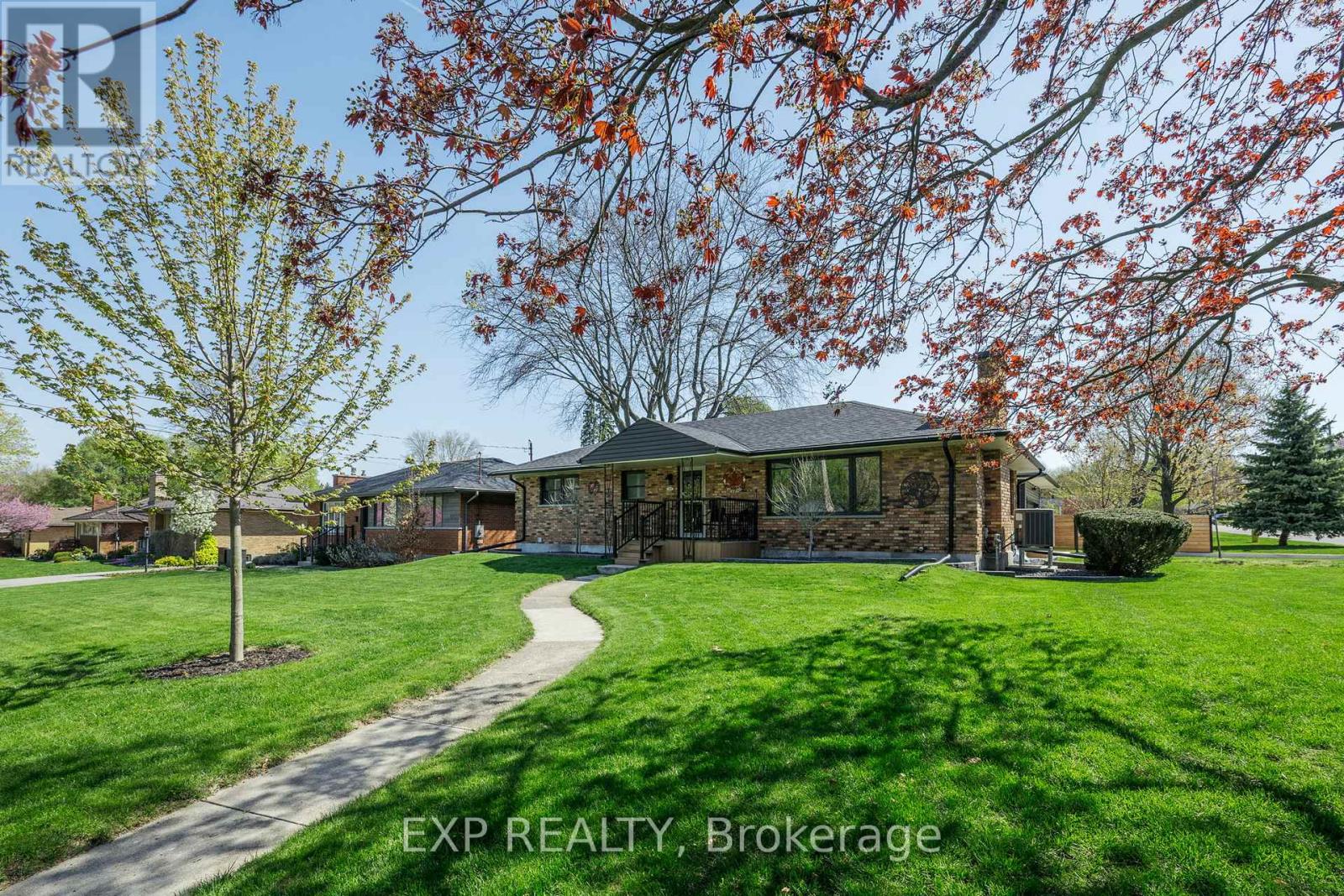 490 Blake Street, London South (South K), Ontario  N6K 2N8 - Photo 2 - X13082940