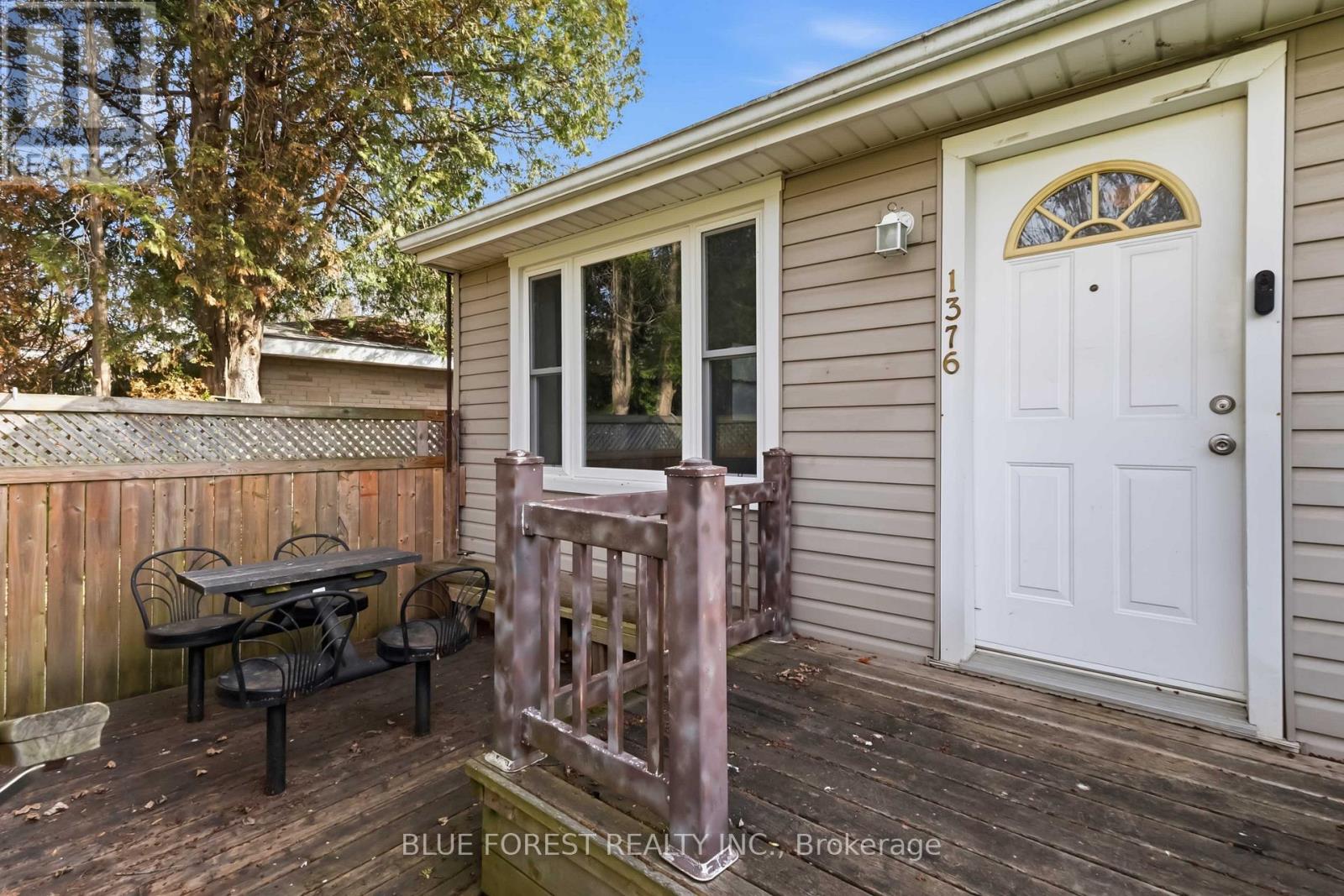 1376 Kostis Avenue, London East, Ontario  N5V 3E2 - Photo 8 - X13082986