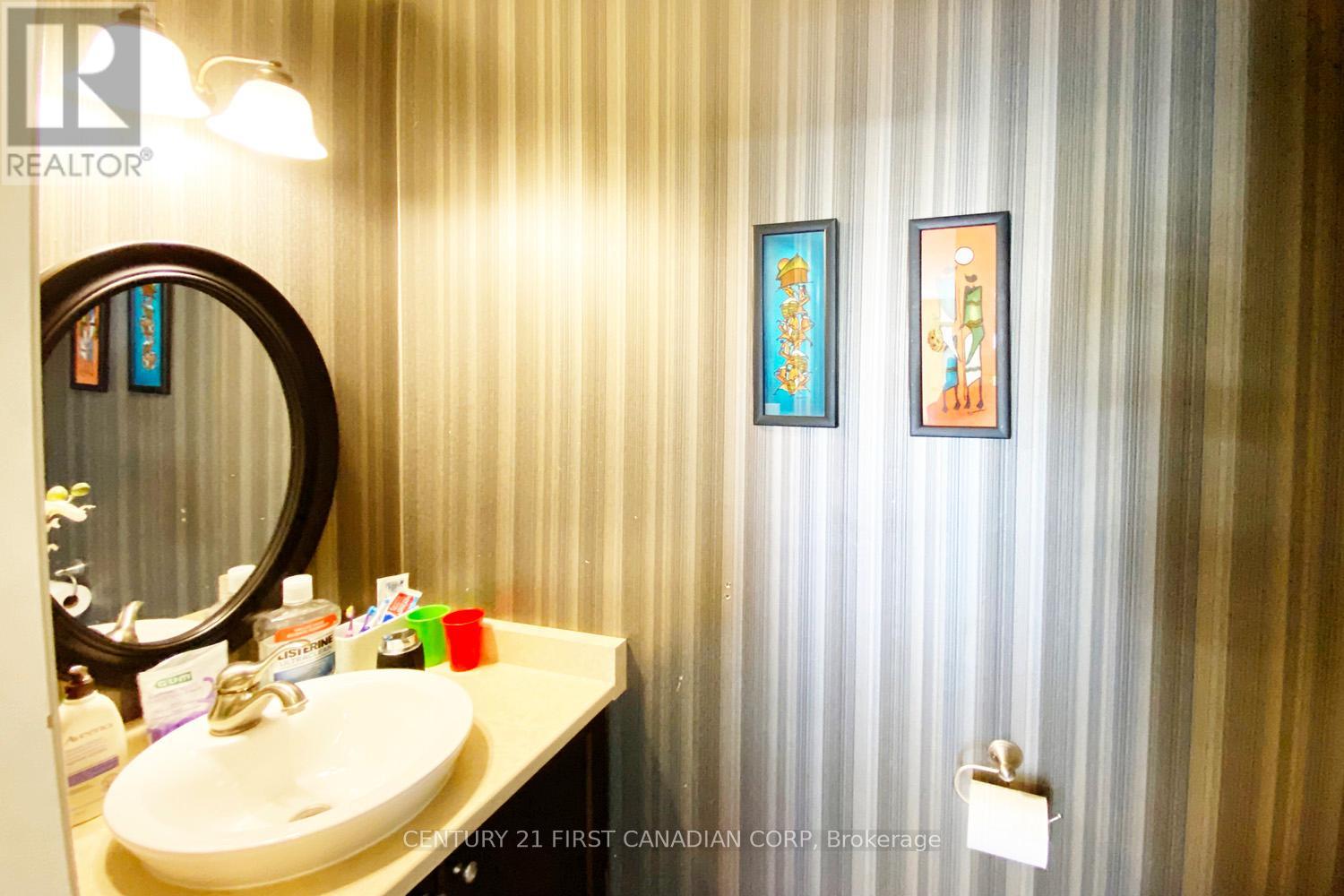 1177 Smither Road, London North (North I), Ontario  N6G 5R8 - Photo 10 - X13083146