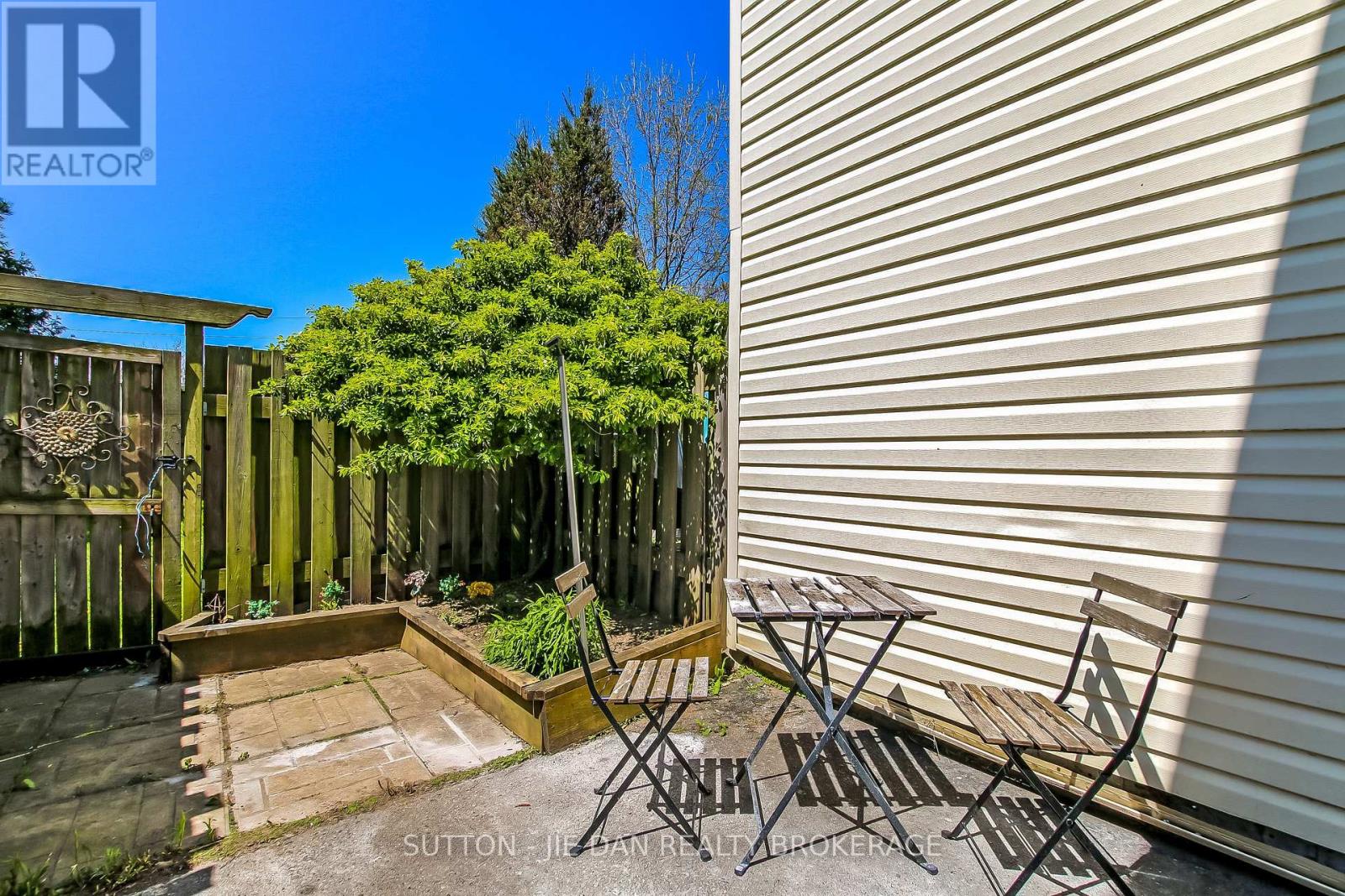 3 - 1919 Trafalgar Street, London East, Ontario  N5V 1A1 - Photo 20 - X13083162