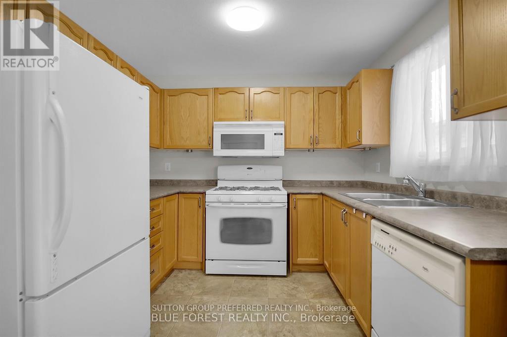 284 Exmouth Circle, London East (East I), Ontario  N5V 5G6 - Photo 12 - X13083284