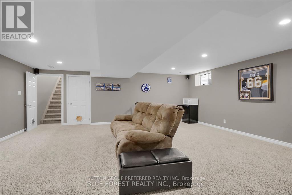 284 Exmouth Circle, London East (East I), Ontario  N5V 5G6 - Photo 23 - X13083284