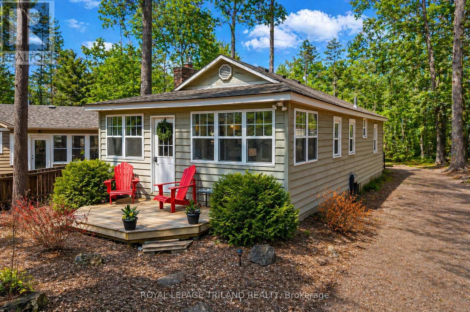 10264 BEACH O PINES ROAD, lambton shores (grand bend), Ontario